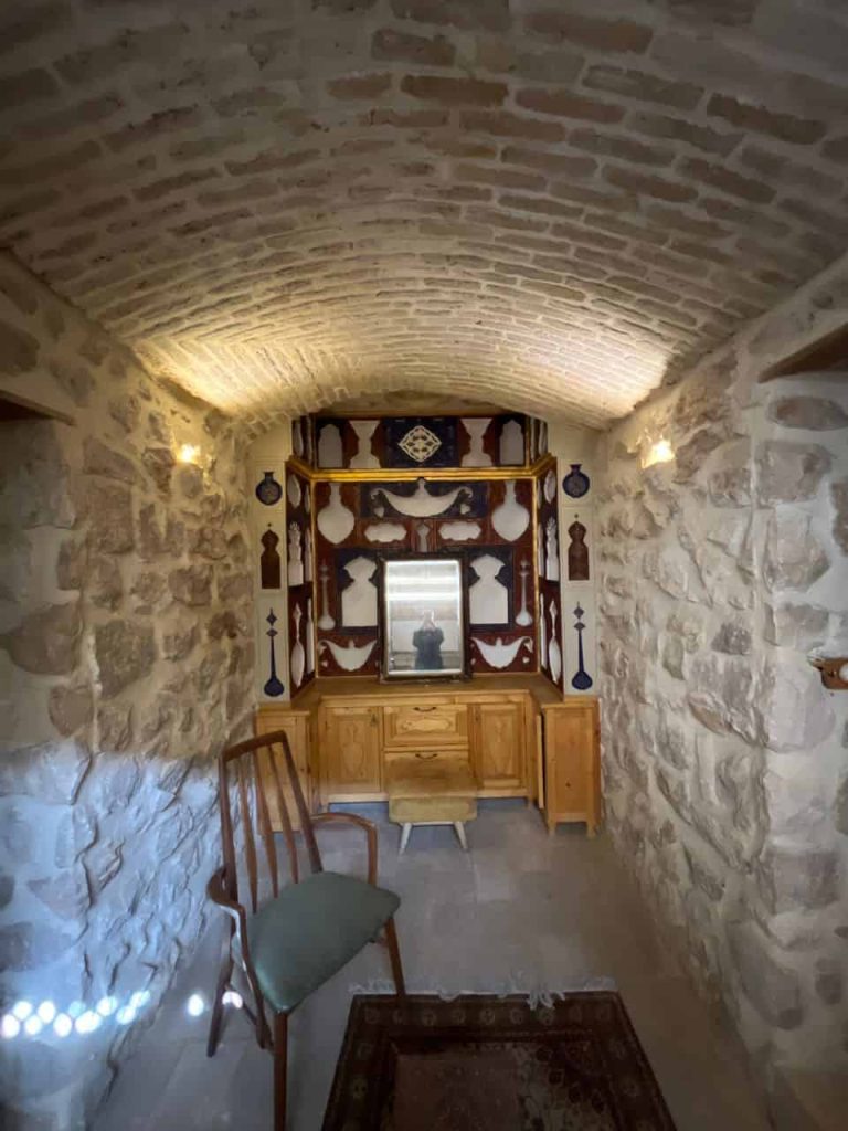 shirazihouse-Sama room (18)