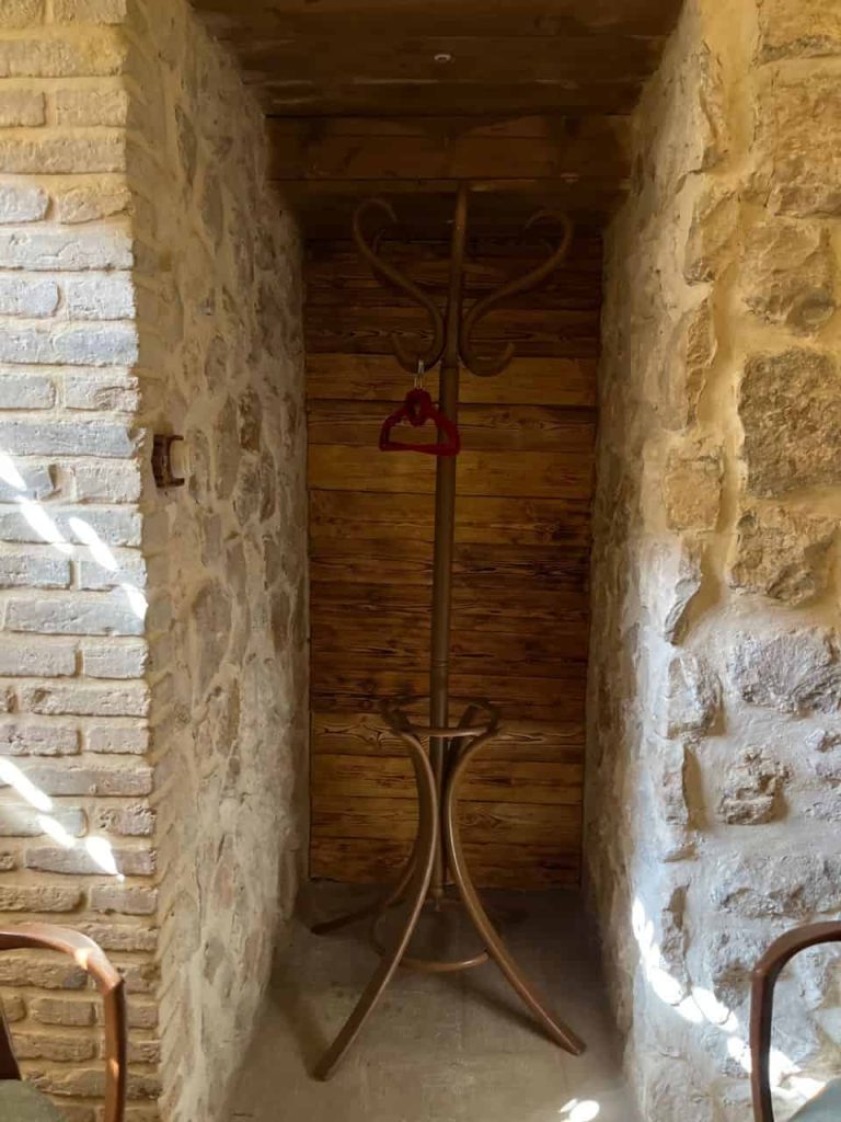 shirazihouse-Sama room (19)