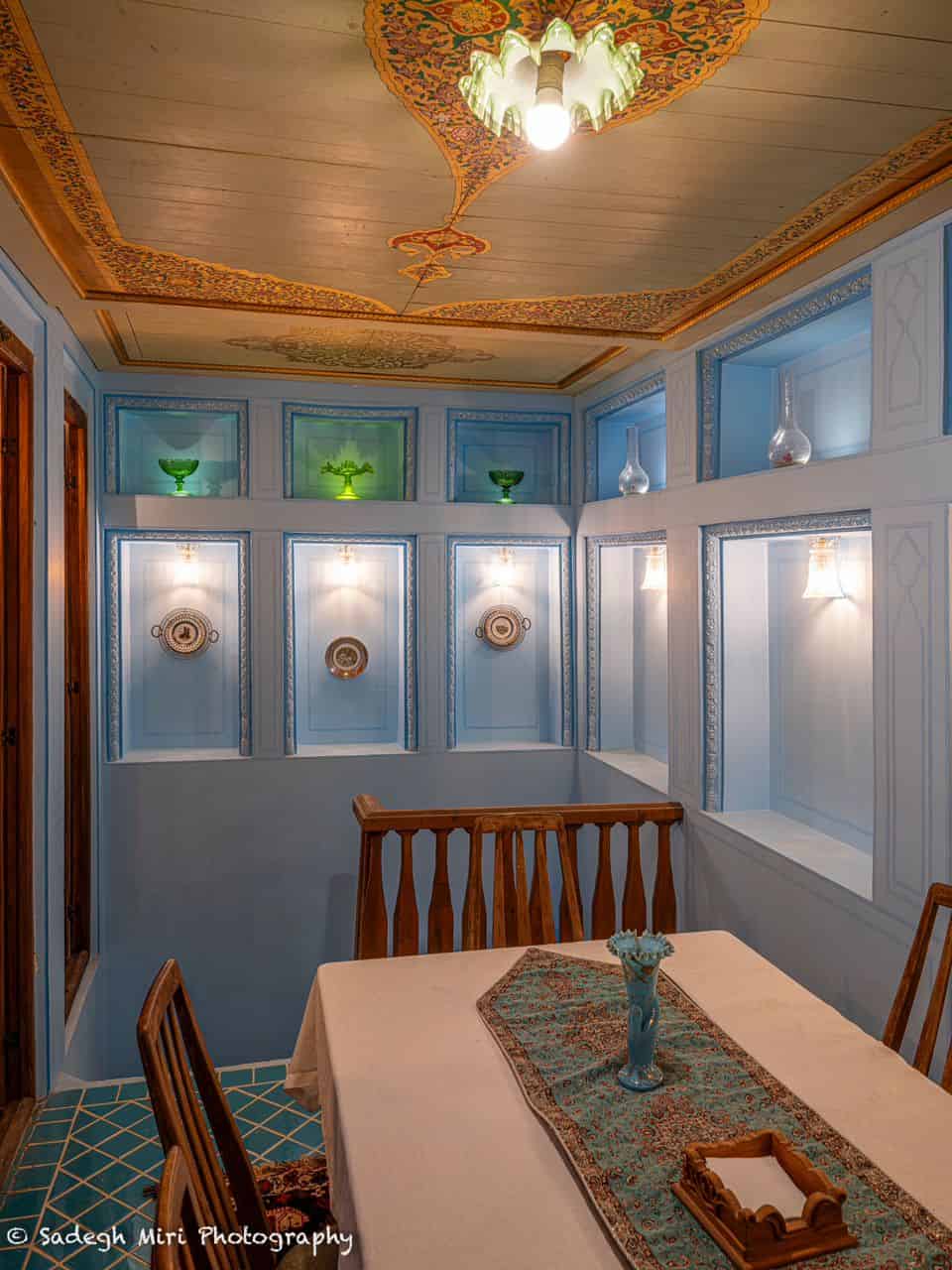 outdoor view under soffit