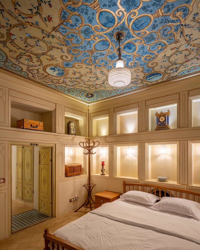 Shirazi House - Moqarnas Room and Corner (7)